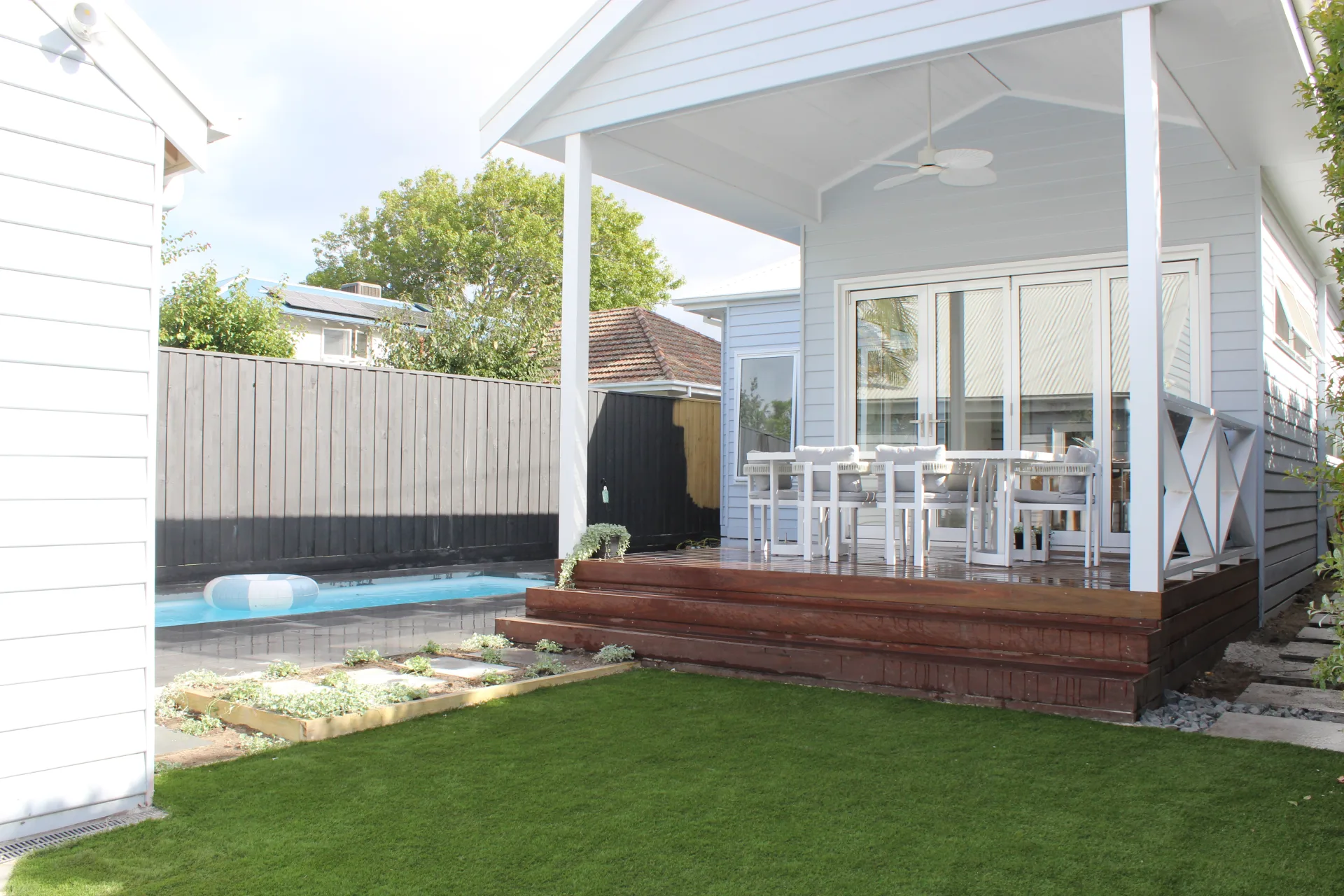 Outdoor living space built by DT Masonry Scapes on the Mornington Peninsula
