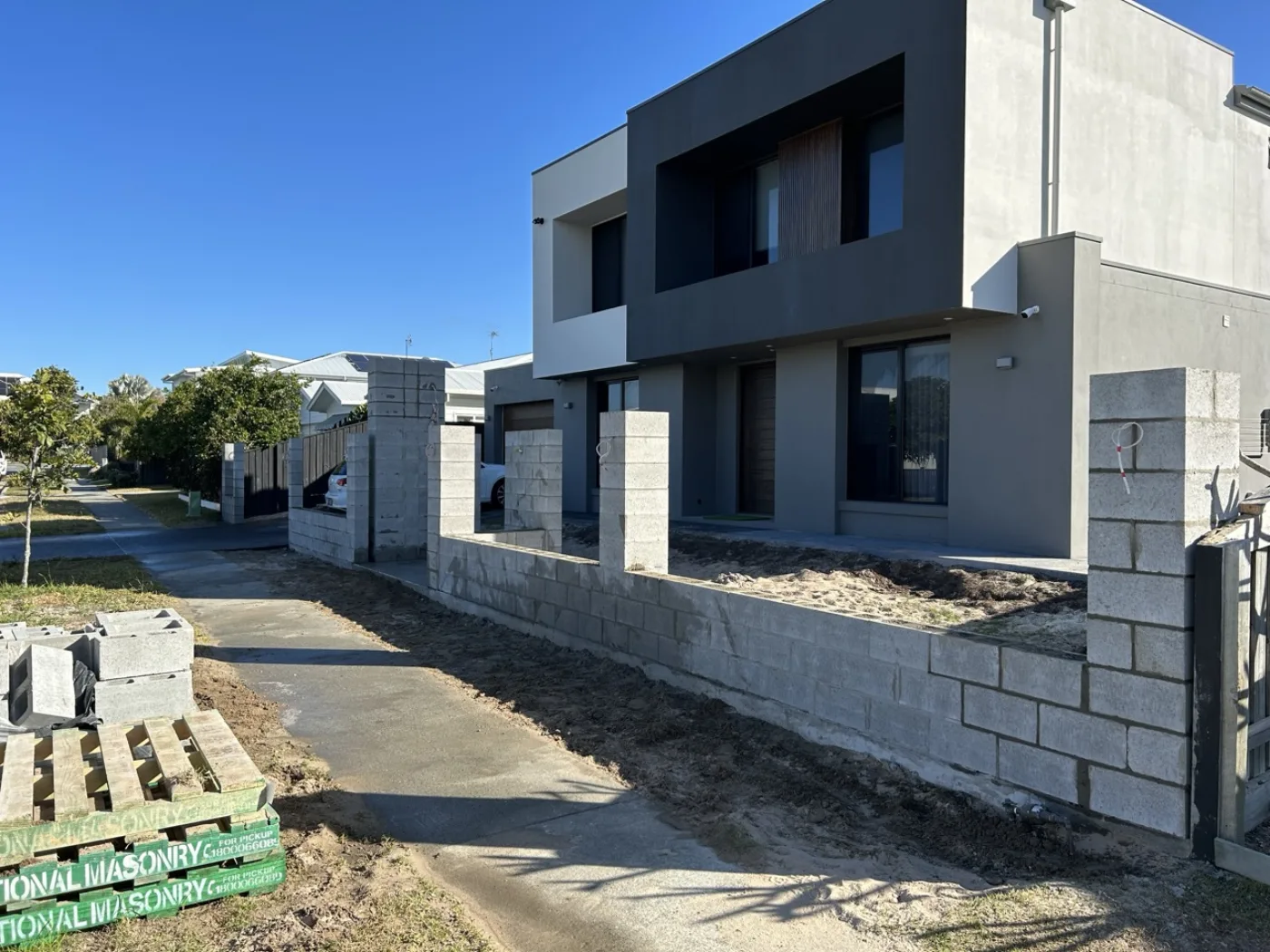 Core-filled blockwork retaining wall built by DT Masonry Scapes on the Mornington Peninsula
