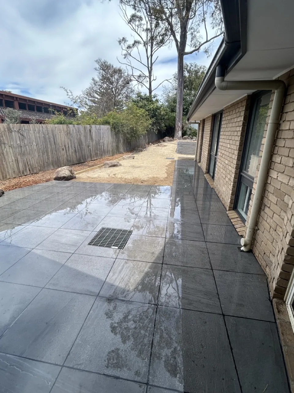 Low-maintenance landscape finish in Mornington