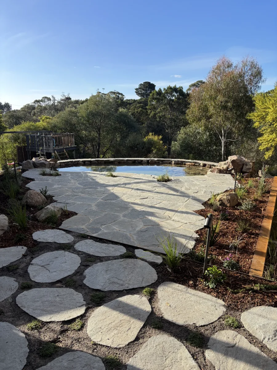 Paving surface laid by DT Masonry Scapes on the Mornington Peninsula